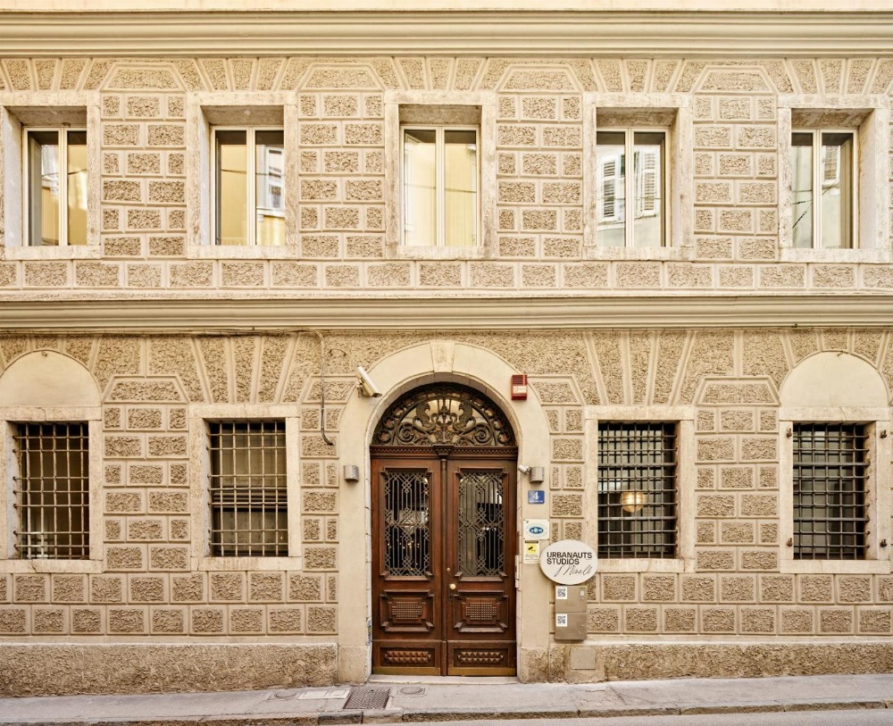 URBANAUTS STUDIOS Minelli